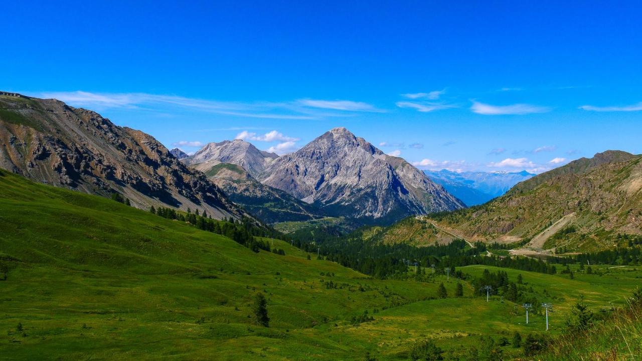 L'Etesy, Pied Des Pistes Et Spa Монженевр Экстерьер фото
