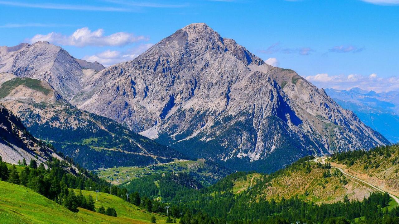 L'Etesy, Pied Des Pistes Et Spa Монженевр Экстерьер фото